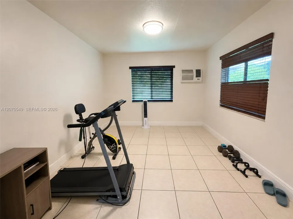 3312 NW 182nd St Miami Gardens, FL 33056