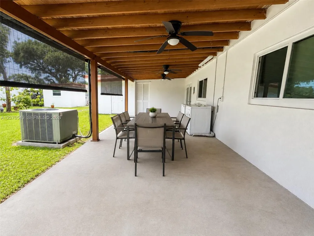 3312 NW 182nd St Miami Gardens, FL 33056
