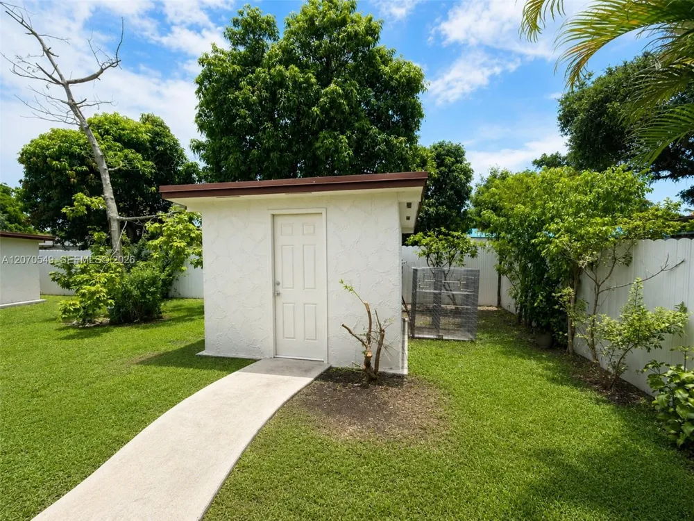 3312 NW 182nd St Miami Gardens, FL 33056