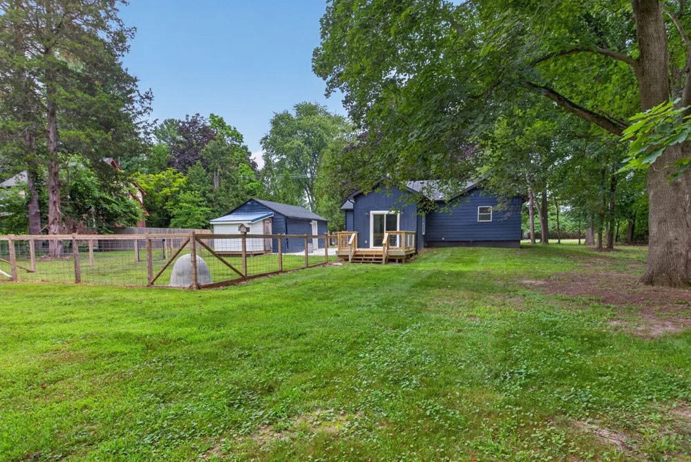 5006 S Jackson Road Jackson, MI 49201