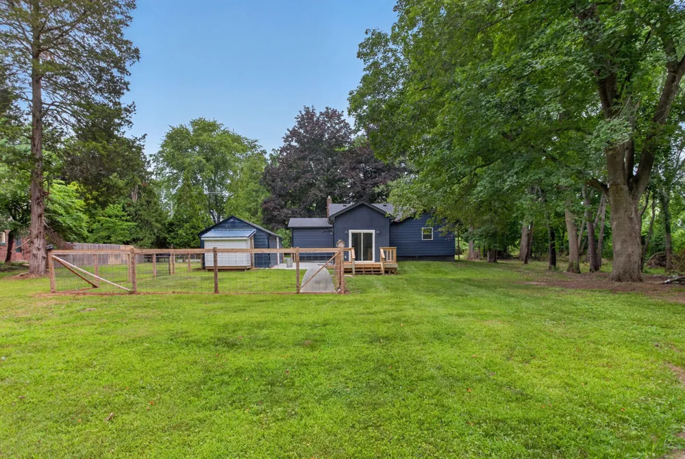5006 S Jackson Road Jackson, MI 49201