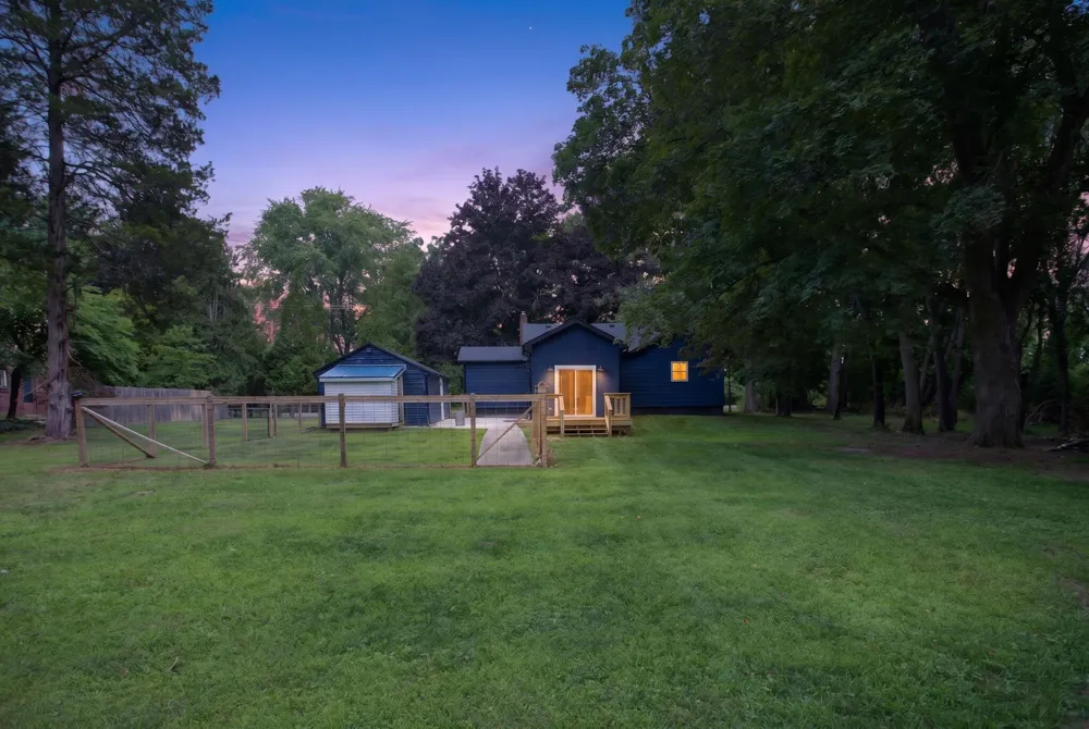 5006 S Jackson Road Jackson, MI 49201