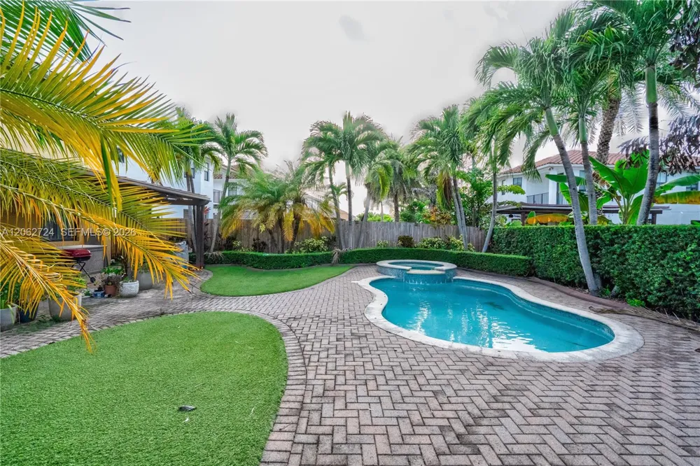 Address Not Shown Miami, FL 33172