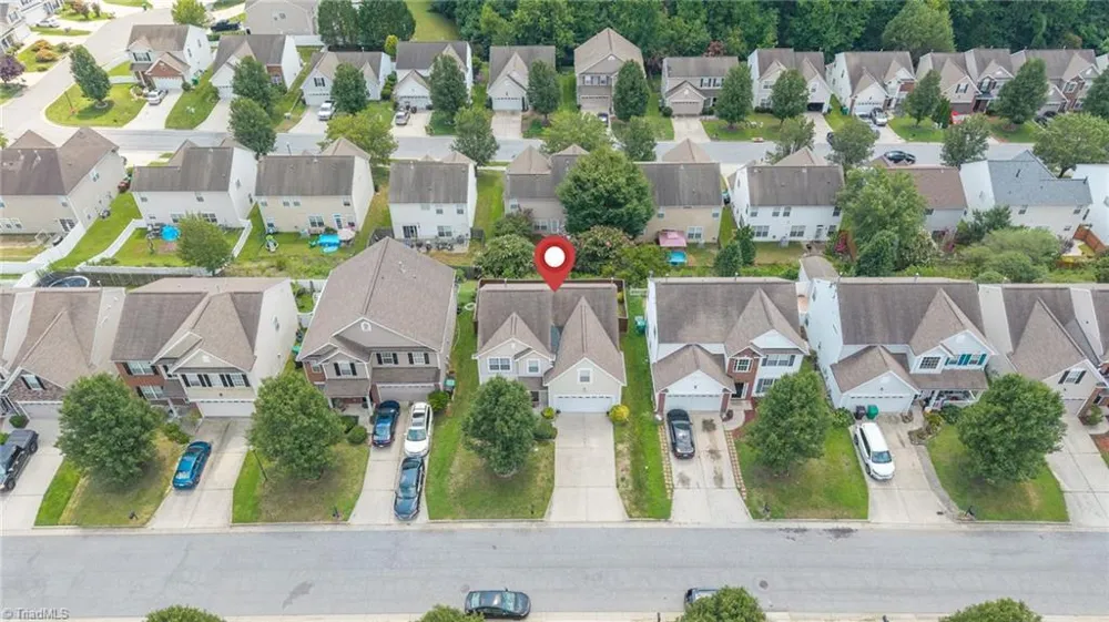 825 Hedgepath Terrace High Point, NC 27265