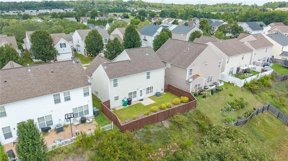 825 Hedgepath Terrace High Point, NC 27265