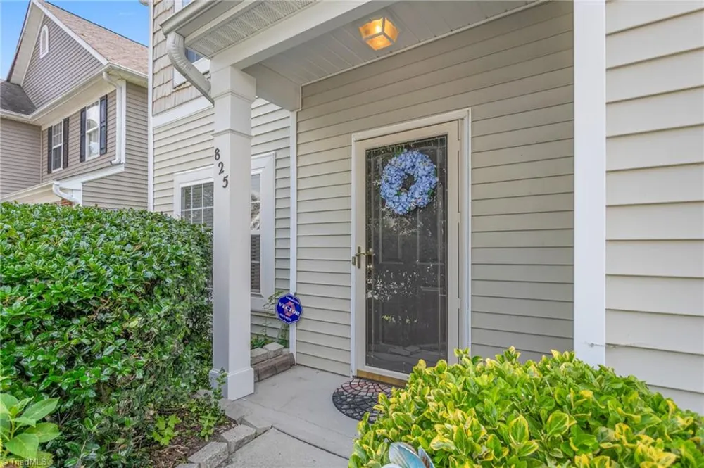 825 Hedgepath Terrace High Point, NC 27265