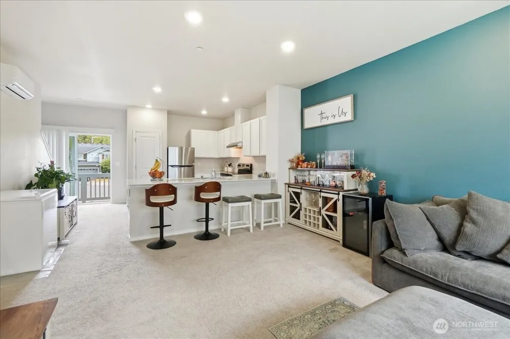 3244 Juno Court NE #B Olympia, WA 98516
