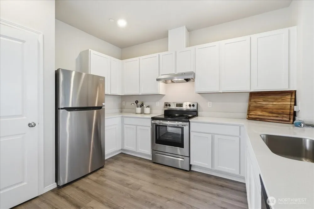 3244 Juno Court NE #B Olympia, WA 98516