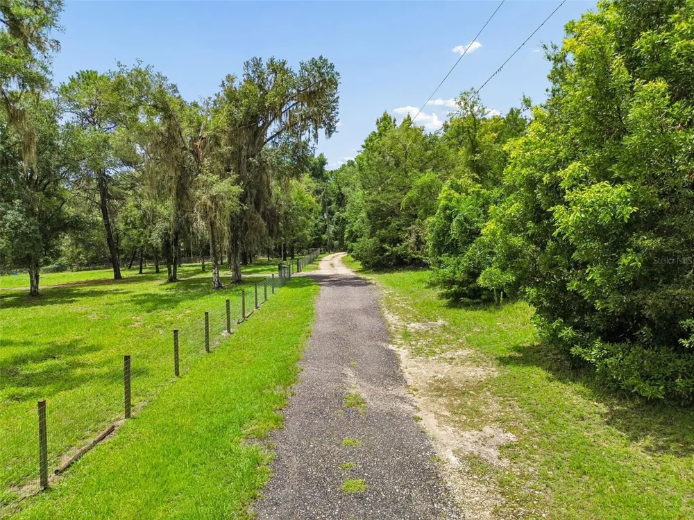 5111 E UNNAMED LANE Floral City, FL 34436