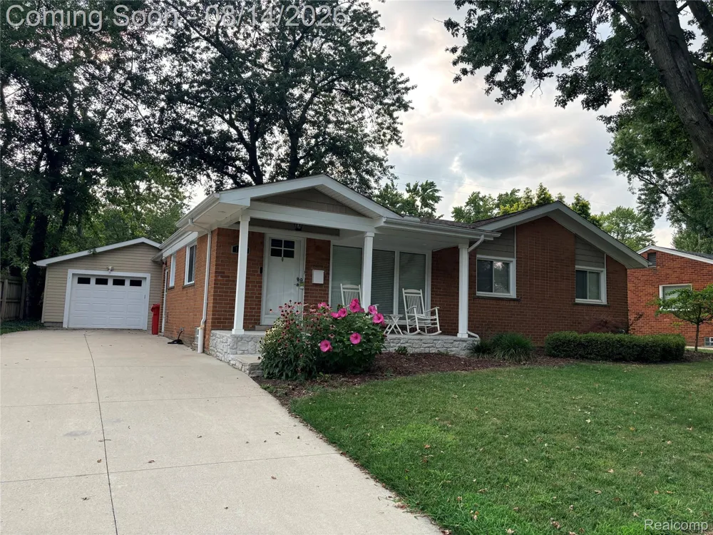 1341 CATALPA DRIVE Rochester City, MI 48307