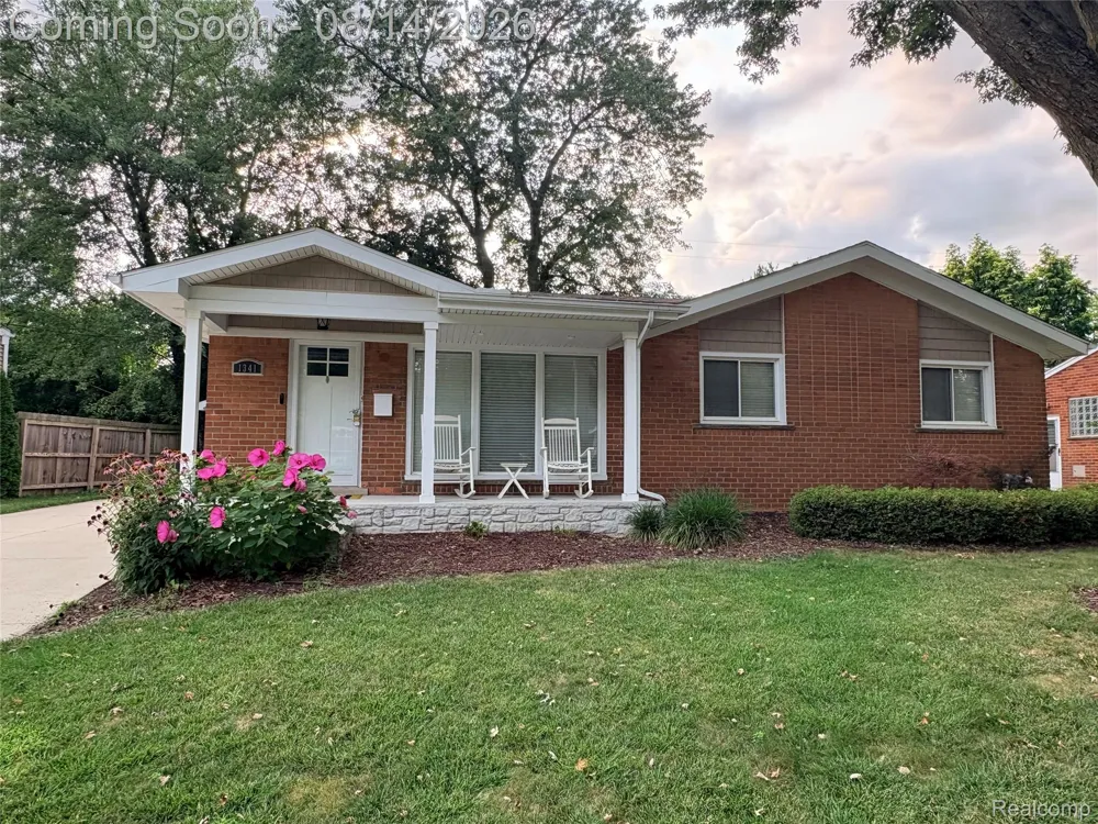 1341 CATALPA DRIVE Rochester City, MI 48307