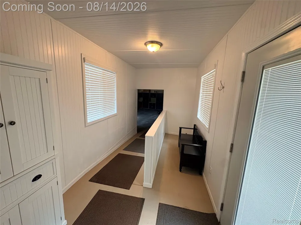 1341 CATALPA DRIVE Rochester City, MI 48307