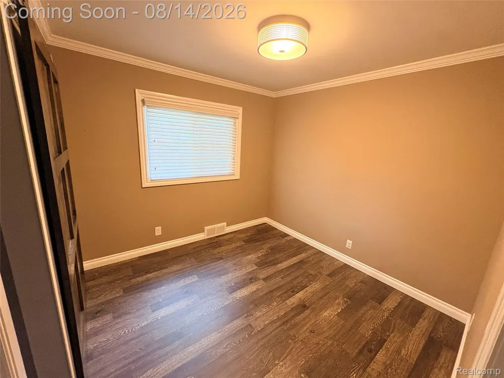 1341 CATALPA DRIVE Rochester City, MI 48307