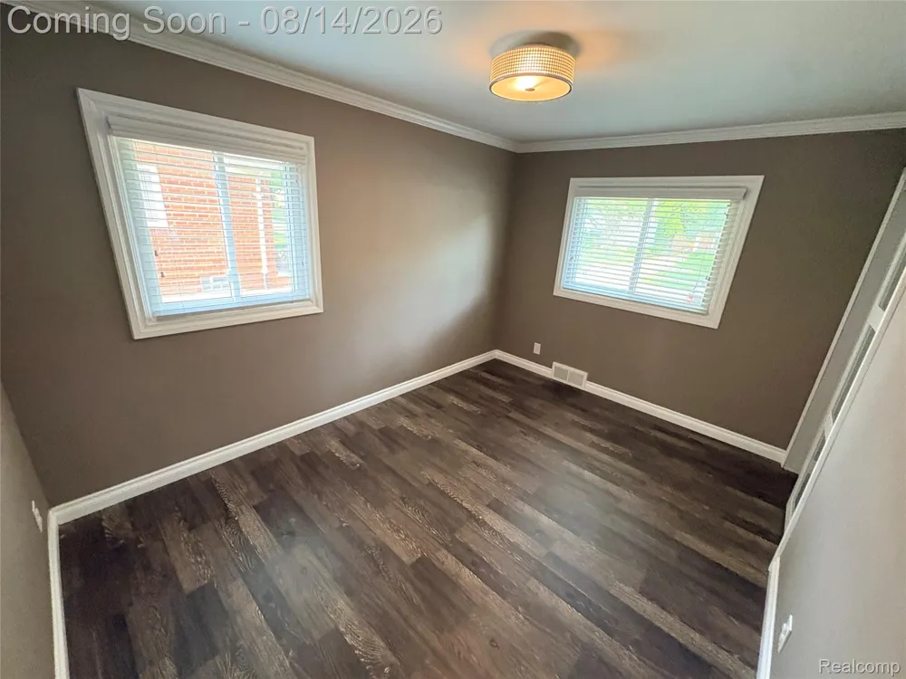 1341 CATALPA DRIVE Rochester City, MI 48307