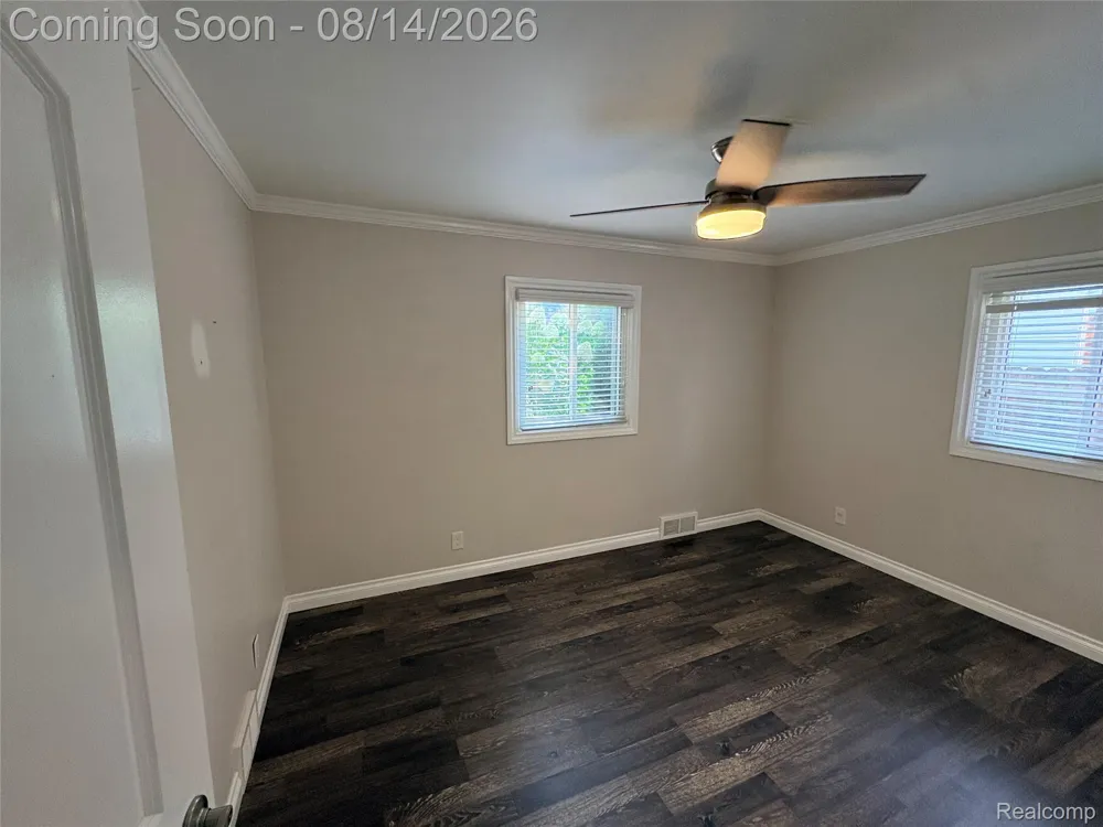 1341 CATALPA DRIVE Rochester City, MI 48307