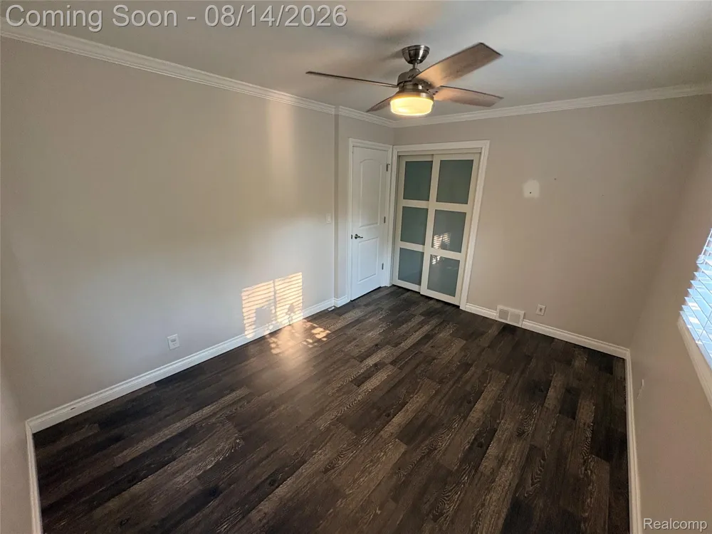1341 CATALPA DRIVE Rochester City, MI 48307
