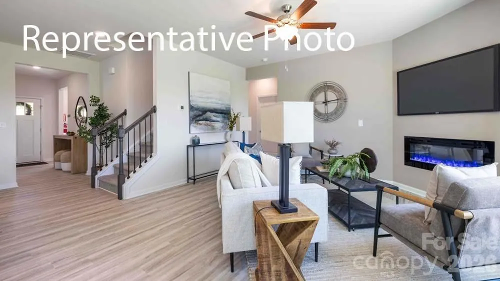 628 17th Avenue Drive NE Hickory, NC 28601