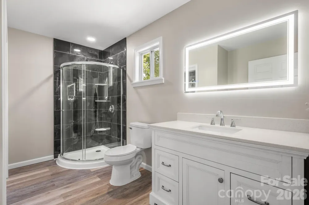 242 8th Avenue Drive SW Hickory, NC 28602
