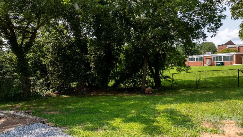 242 8th Avenue Drive SW Hickory, NC 28602