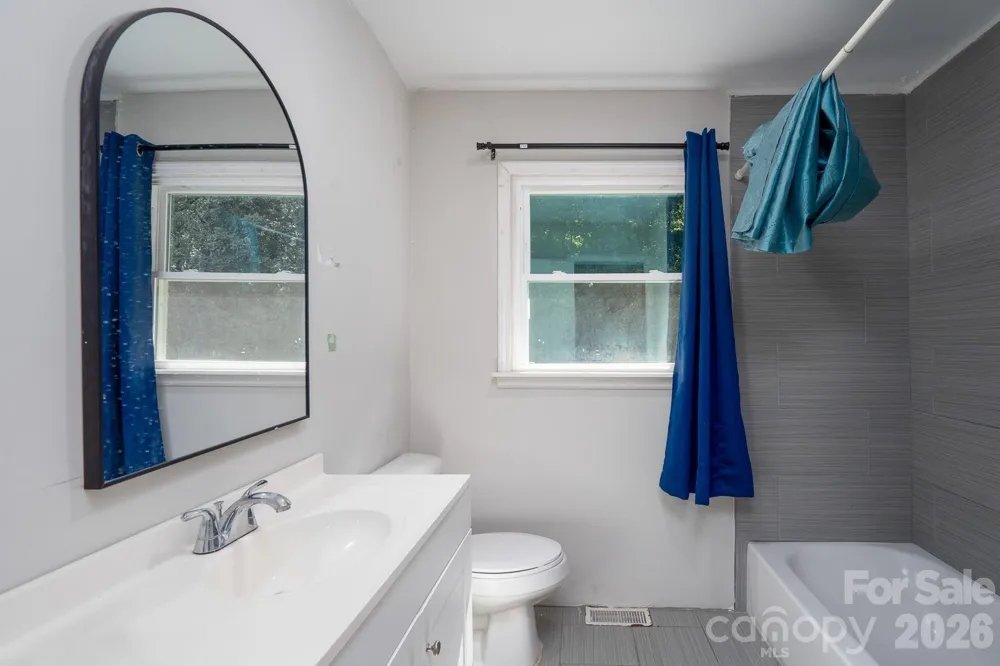 1038 Newcastle Road Gastonia, NC 28052