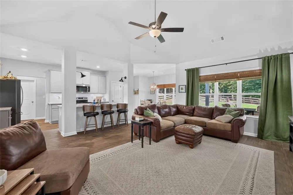 171 Masters Way Athens, GA 30607