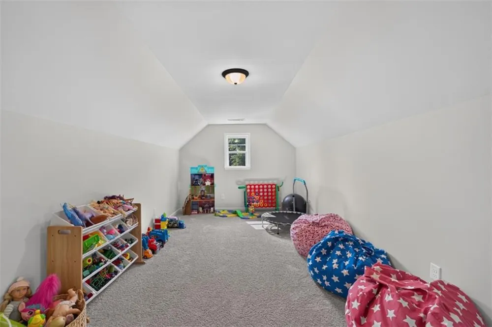 171 Masters Way Athens, GA 30607