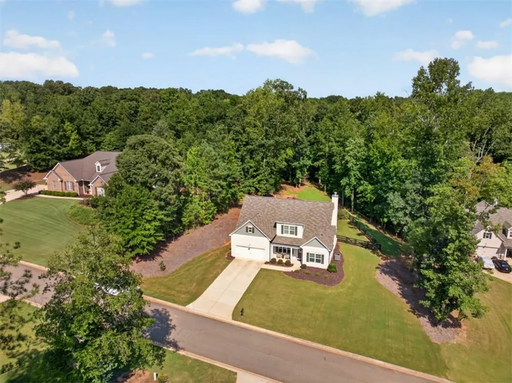 171 Masters Way Athens, GA 30607