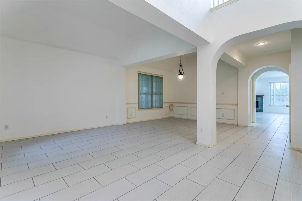 204 Forest Lane Murphy, TX 75094