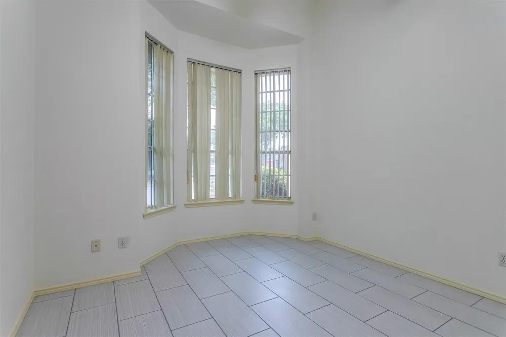 204 Forest Lane Murphy, TX 75094