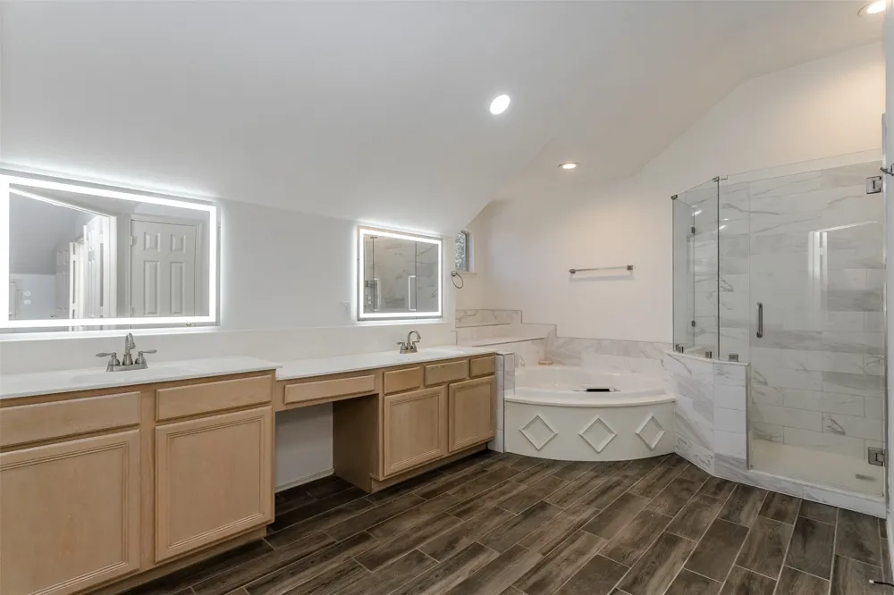 204 Forest Lane Murphy, TX 75094
