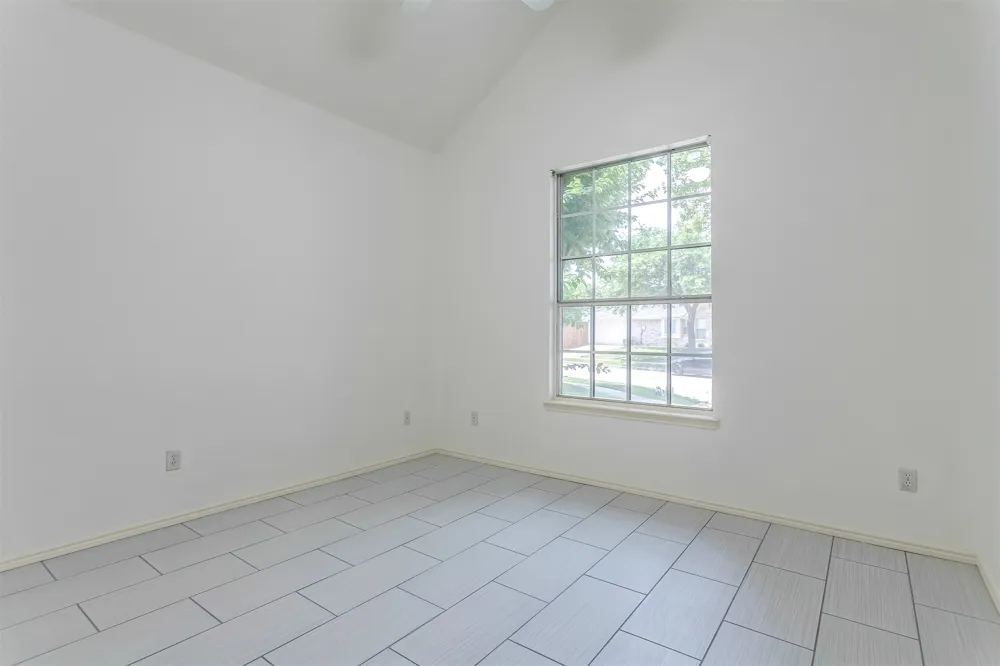 204 Forest Lane Murphy, TX 75094