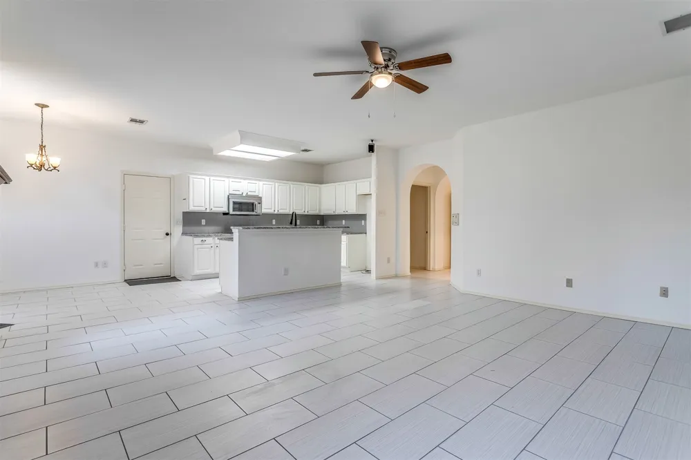 204 Forest Lane Murphy, TX 75094