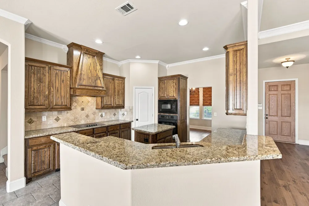 429 Rugged Drive Red Oak, TX 75154