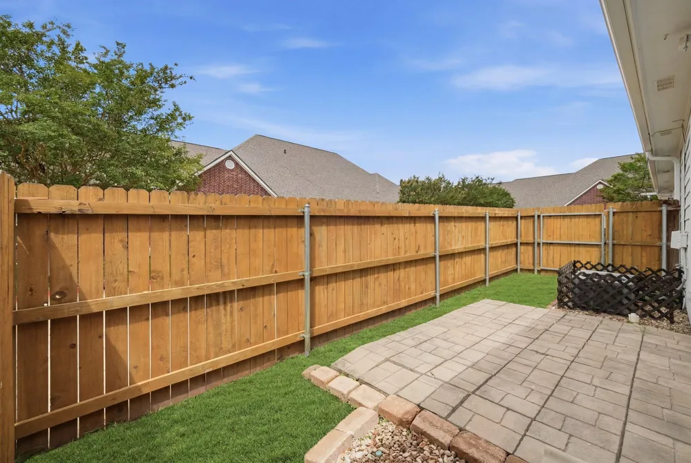 1612 Culture Lane College Station, TX 77845