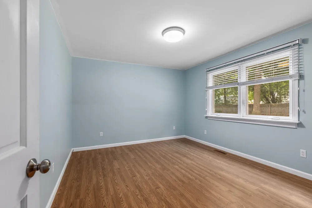 140 W Oak Street Fruitport, MI 49415