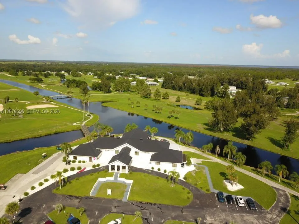 7009 CORAL RIDGE RD Sebring, FL 33876