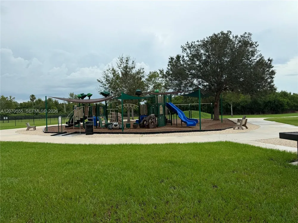 7009 CORAL RIDGE RD Sebring, FL 33876