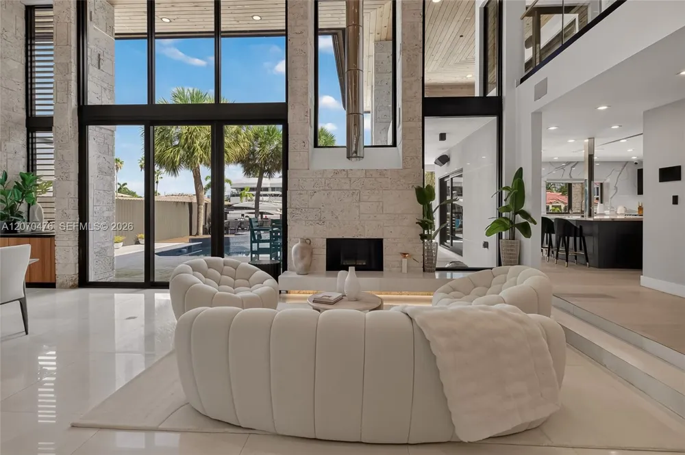 3343 NE 166th St North Miami Beach, FL 33160