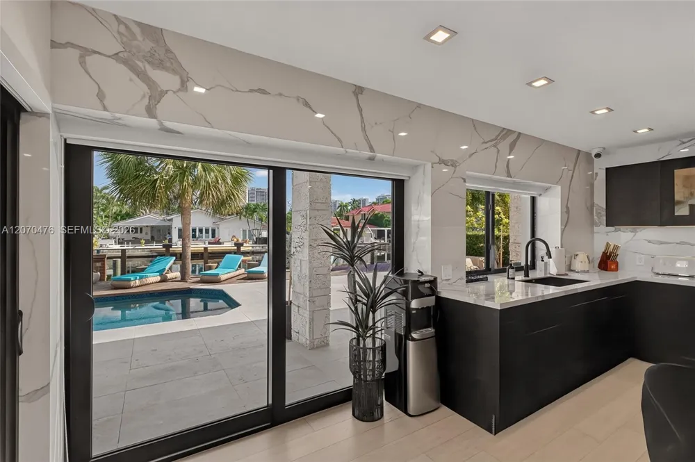 3343 NE 166th St North Miami Beach, FL 33160