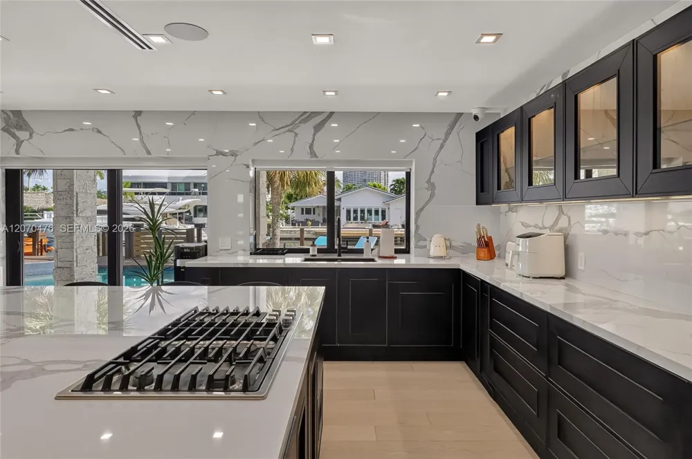 3343 NE 166th St North Miami Beach, FL 33160