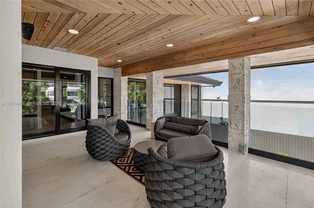 3343 NE 166th St North Miami Beach, FL 33160