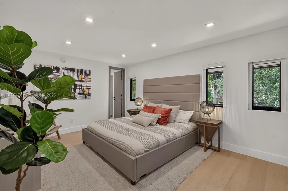 3343 NE 166th St North Miami Beach, FL 33160
