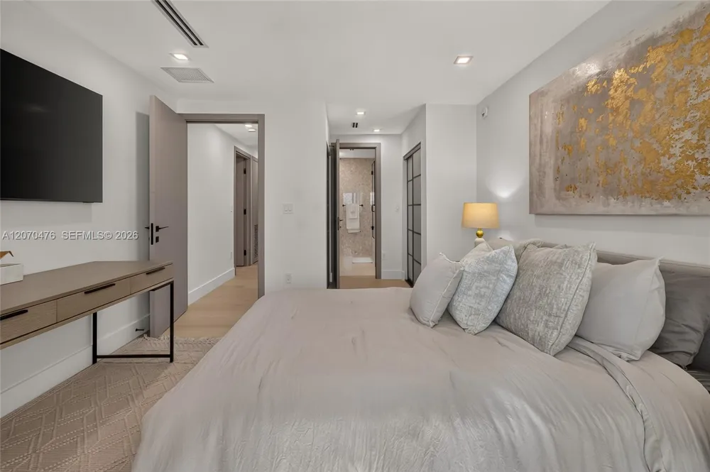 3343 NE 166th St North Miami Beach, FL 33160
