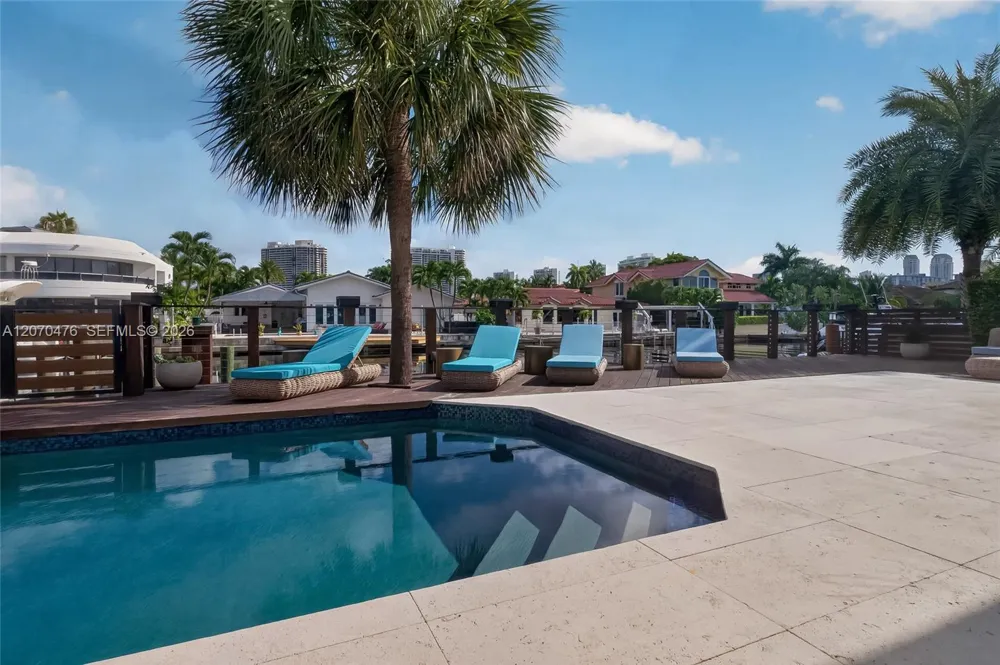 3343 NE 166th St North Miami Beach, FL 33160