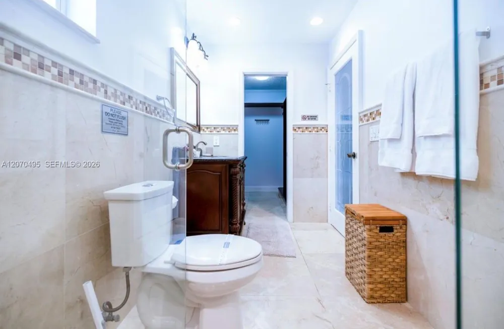 12440 SW 207th Ter Miami, FL 33177