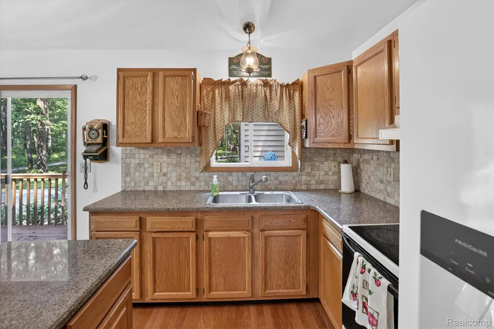 144 Garfield Boulevard Gerrish Township, MI 48653
