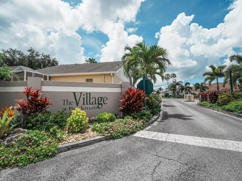4322 EDENROSE WAY #86 Sarasota, FL 34235