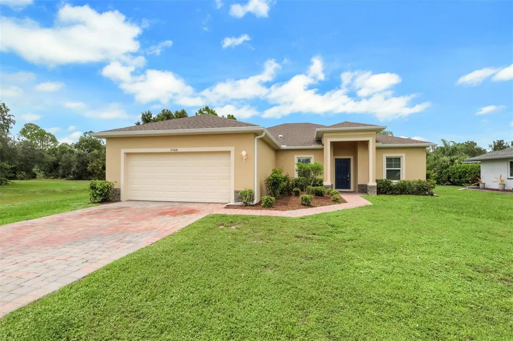 25108 PALISADE ROAD Punta Gorda, FL 33983