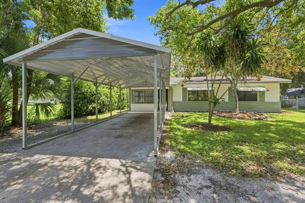 7810 CHAPEL AVENUE Port Richey, FL 34668
