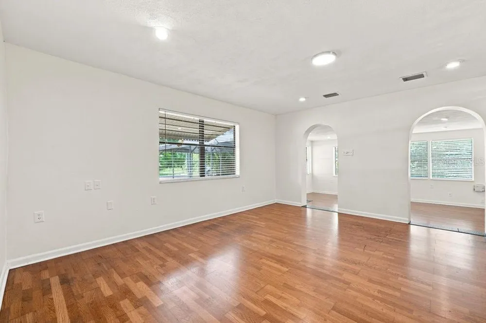 7810 CHAPEL AVENUE Port Richey, FL 34668